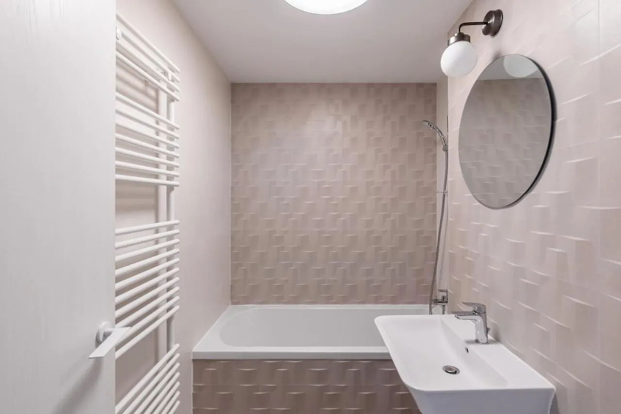 North By Citylife Suites Cloud 9 D Bucharest Apartment