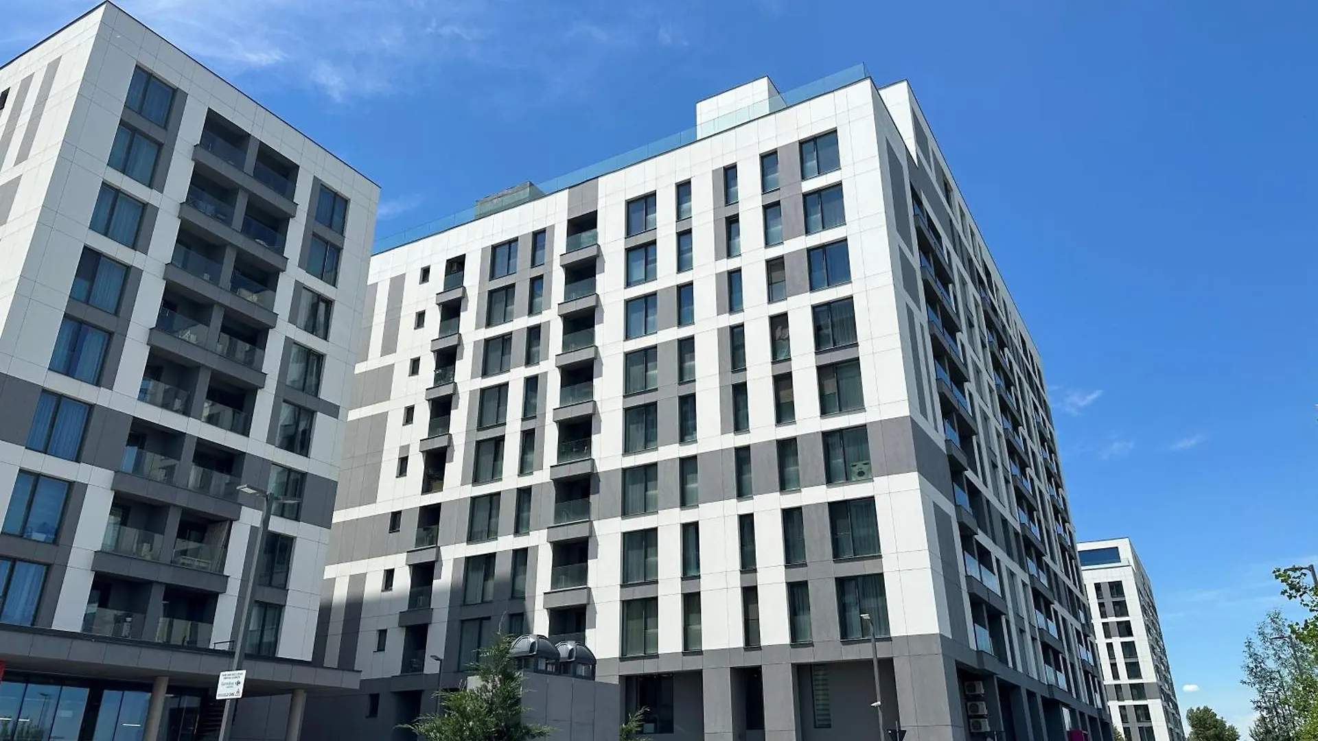 North By Citylife Suites Cloud 9 D Bucharest Romania